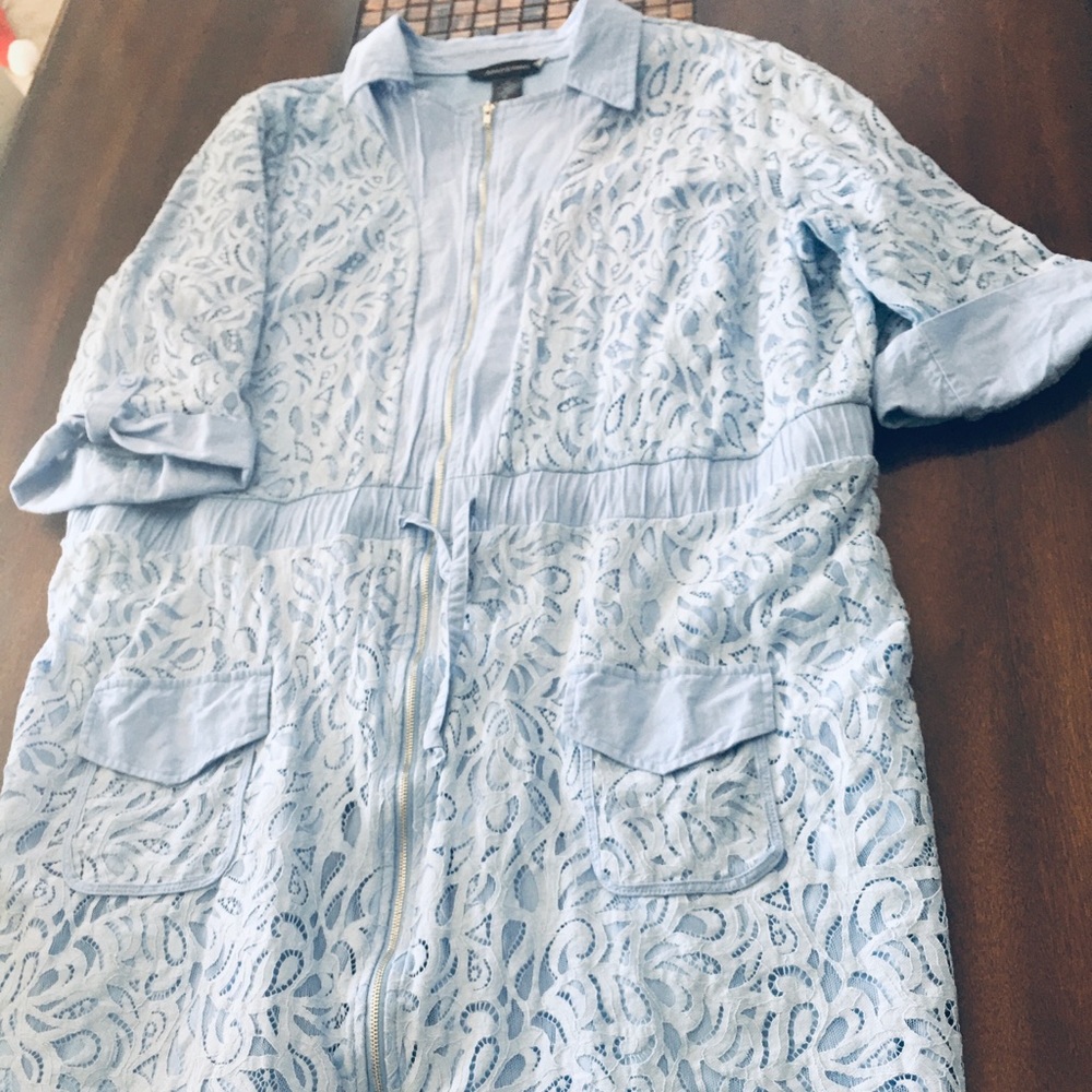 Spring time dress.... Well, why not?!🌟